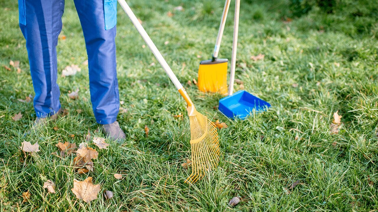 ​How to Hire a Groundskeeper