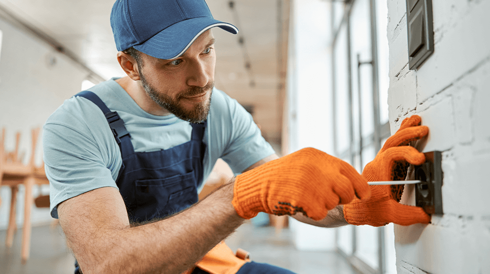 ​How Much Do Electricians Make?