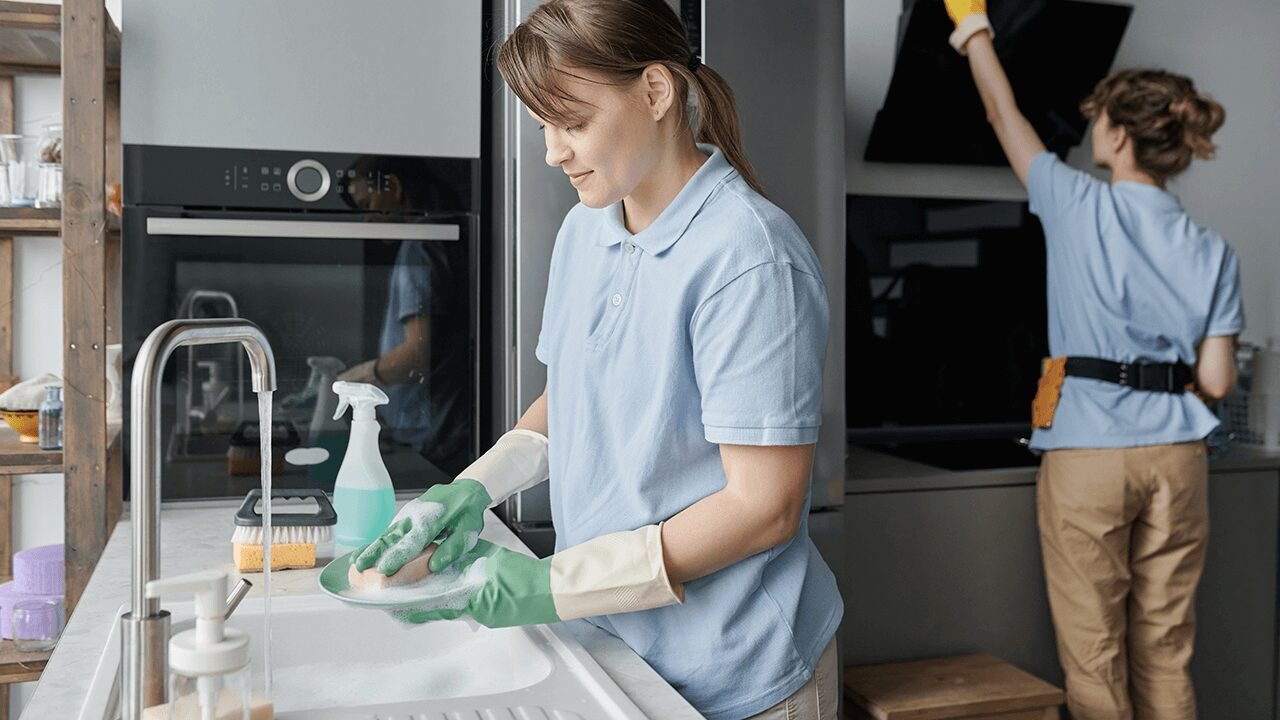 ​How to Hire a Dishwasher