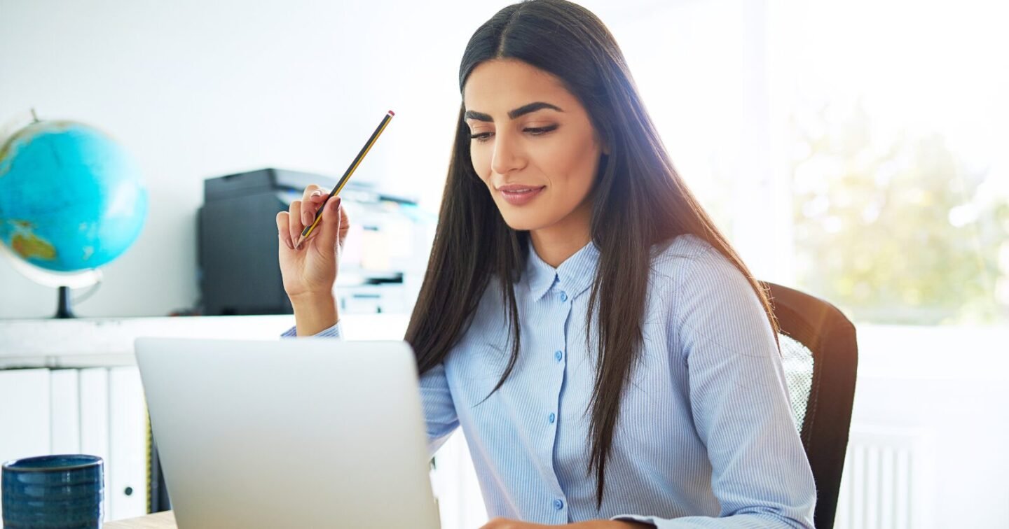​People who communicate better through writing than talking usually have these 9 unique traits