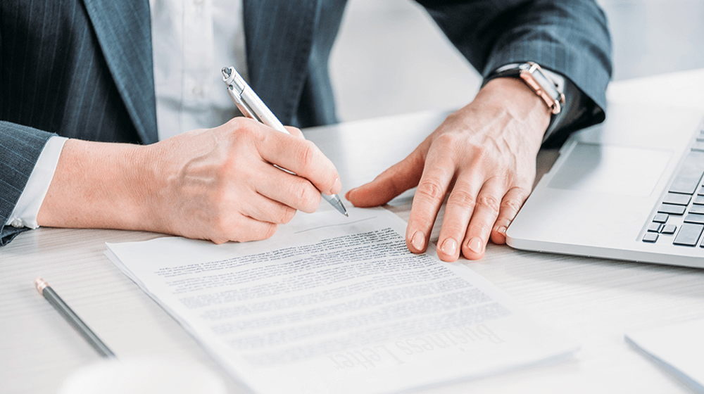 ​Professional Business Letter Closings to Make an Impact