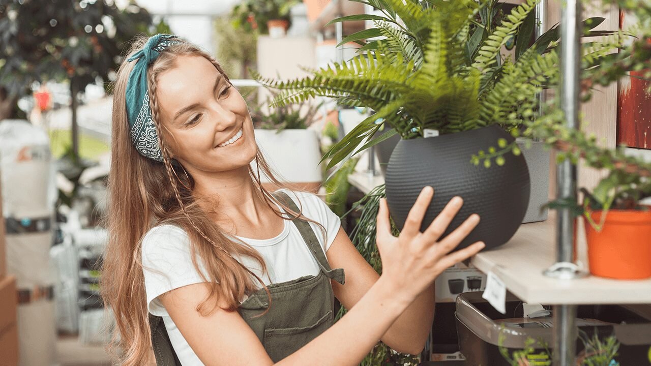 ​How to Hire a Landscaper