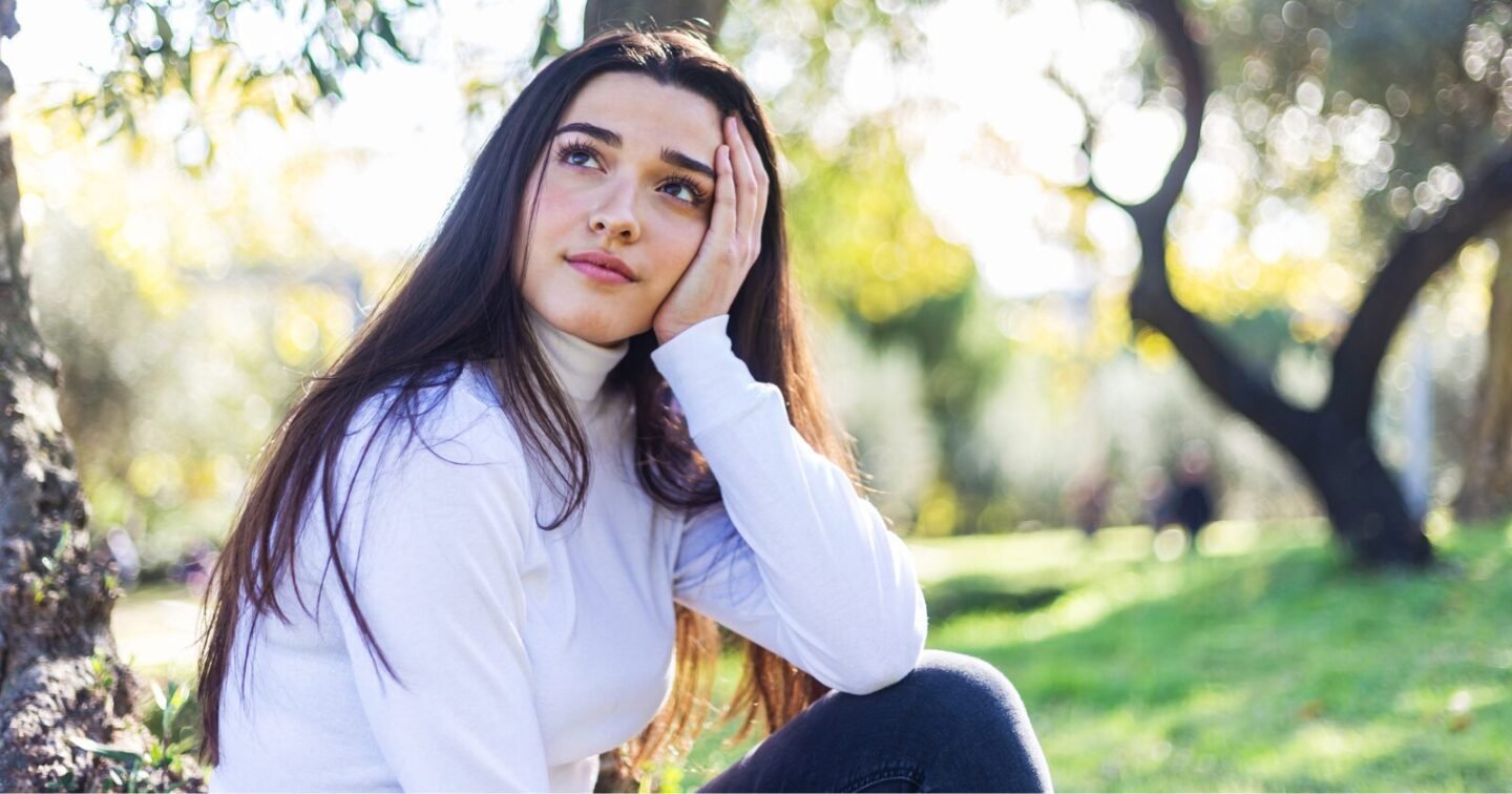 ​People who become easier to manipulate as they get older typically display these 8 behaviors (without realizing it)