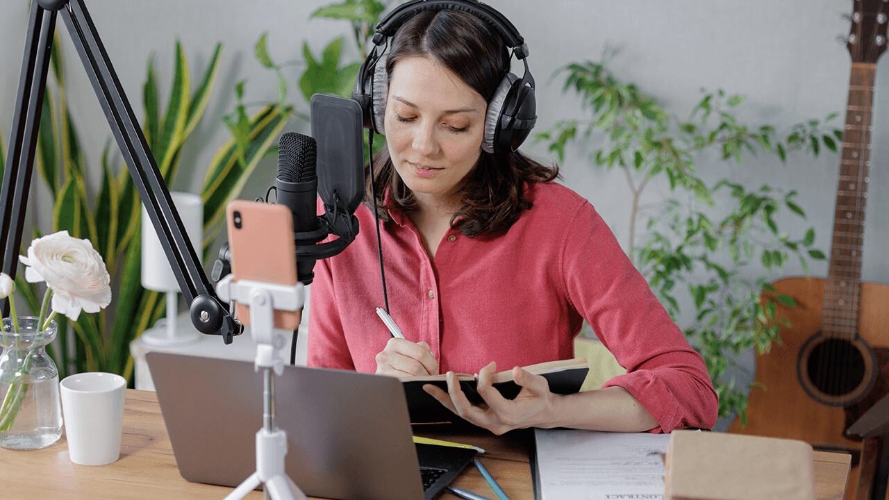 ​The Best Marketing Channels to Use to Reach Customers