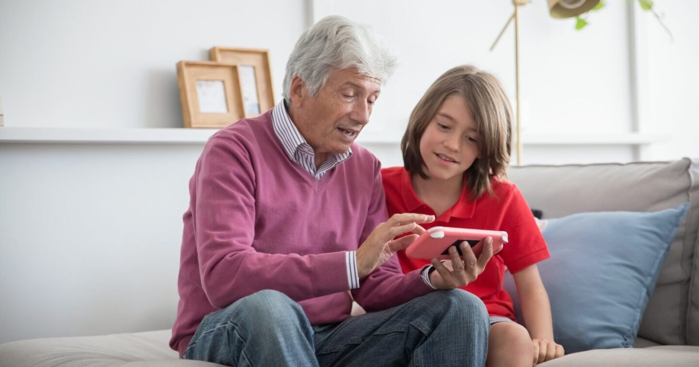 ​If you really want to have a close bond with your teenage grandchildren, say goodbye to these 6 behaviors
