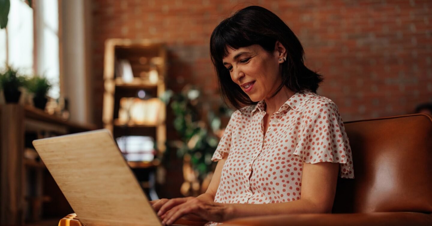 ​8 subtle behaviors of people who have stopped caring what others think