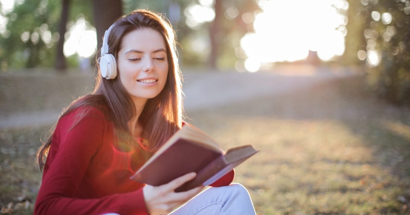 ​Women who are confident and well aware of their worth in life typically display these 8 subtle behaviors