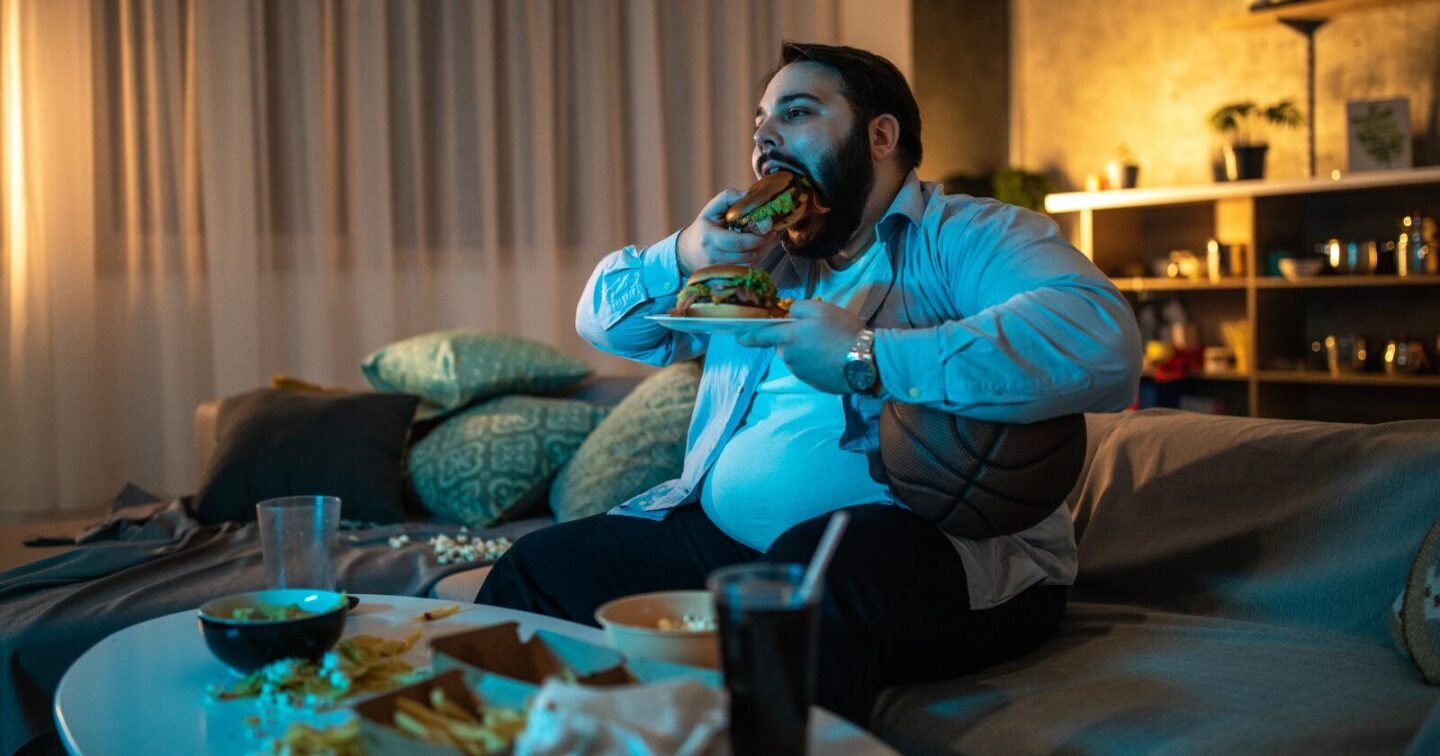 ​7 weekend habits of low-quality people, says psychology