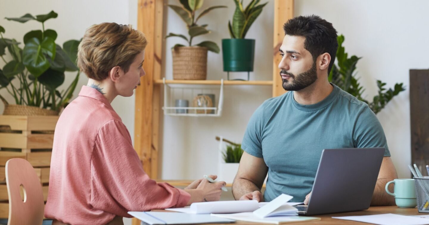 ​8 revealing signs your work environment is toxic, according to psychology