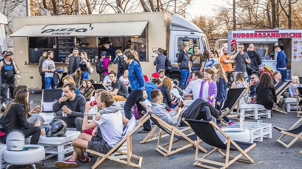 ​Boost Sales at a Food Truck Festival