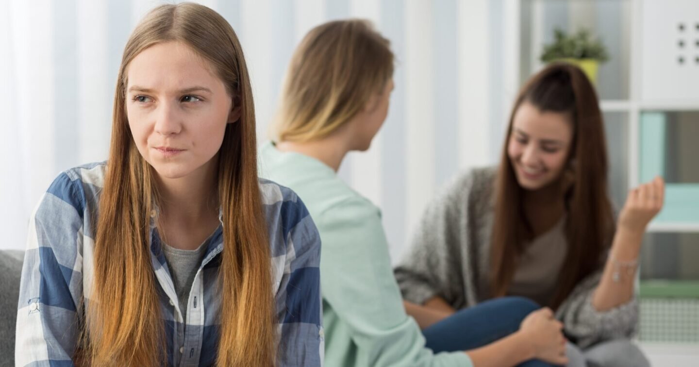 Signs someone is secretly annoyed with you (even if they’re too polite to say it)