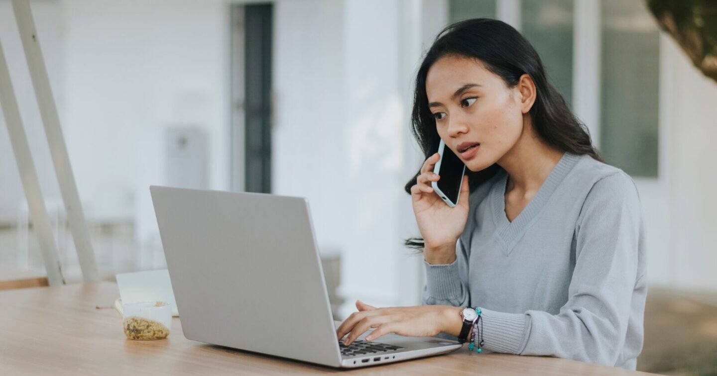 ​People who have very few real friends in life usually display these behaviors (without realizing it)