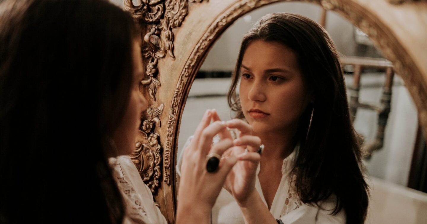 ​10 things you might be doing that show you’ve lost touch with your real self
