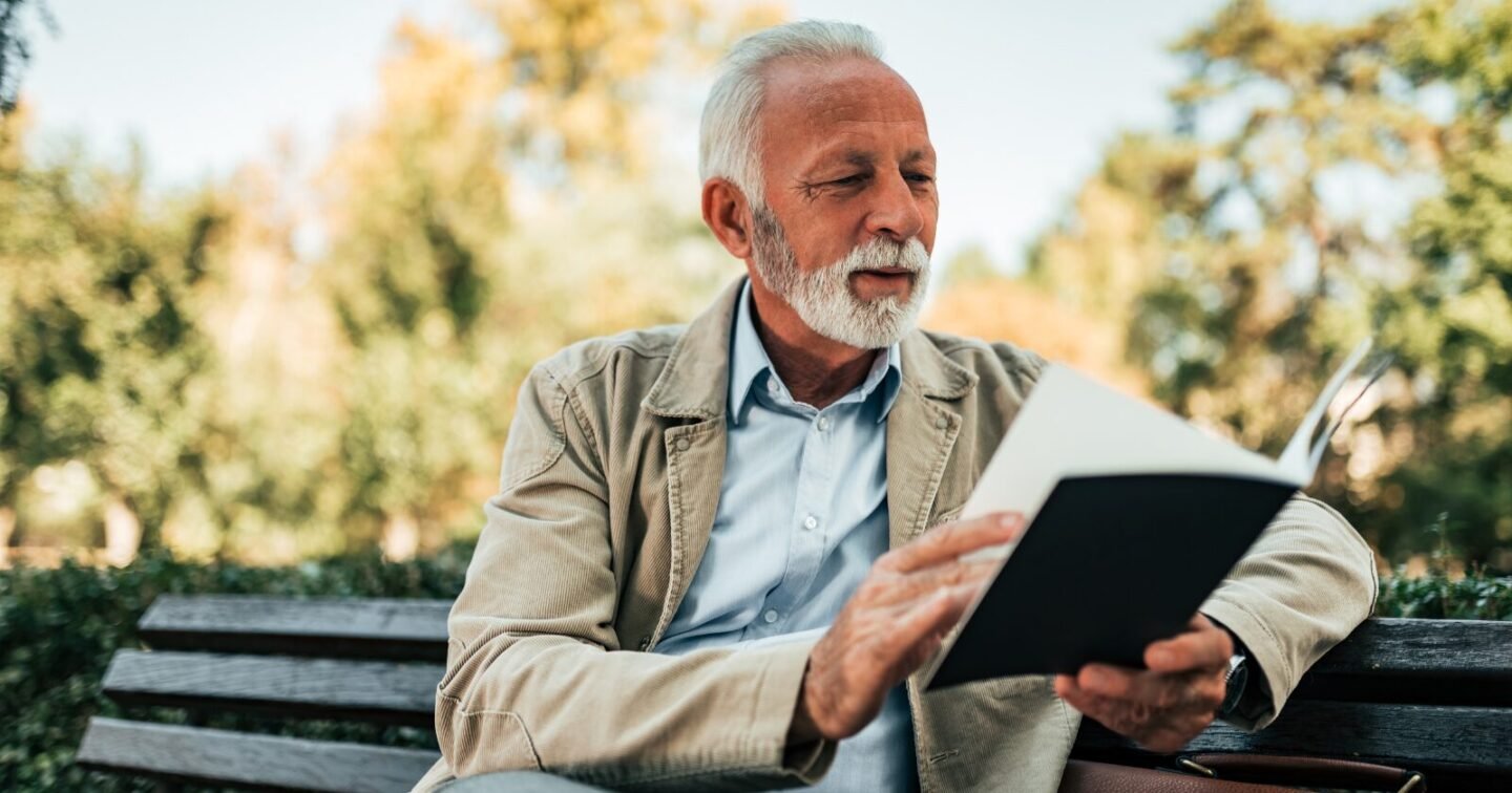 8 simple habits of people who thrive in retirement and avoid feeling lonely, says a psychologist