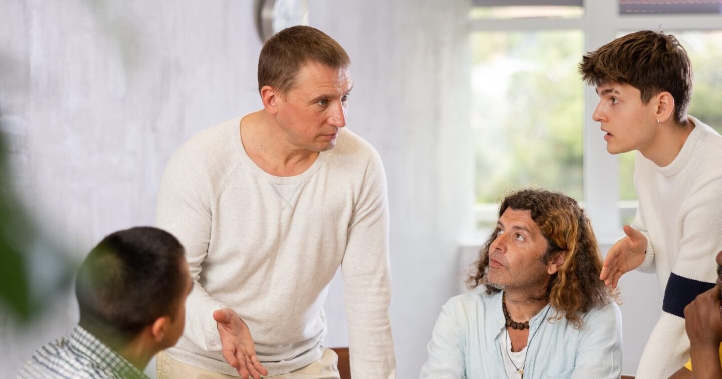 ​People who always know what to say in difficult situations usually display these 7 unique traits