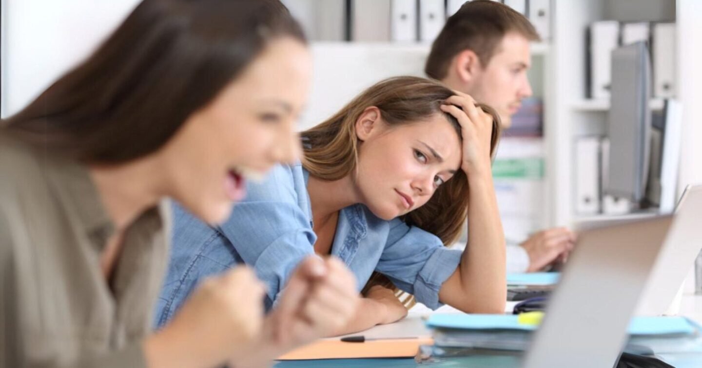 ​Feel like you’re underachieving in life? It might be time to say goodbye to these 8 subtle habits