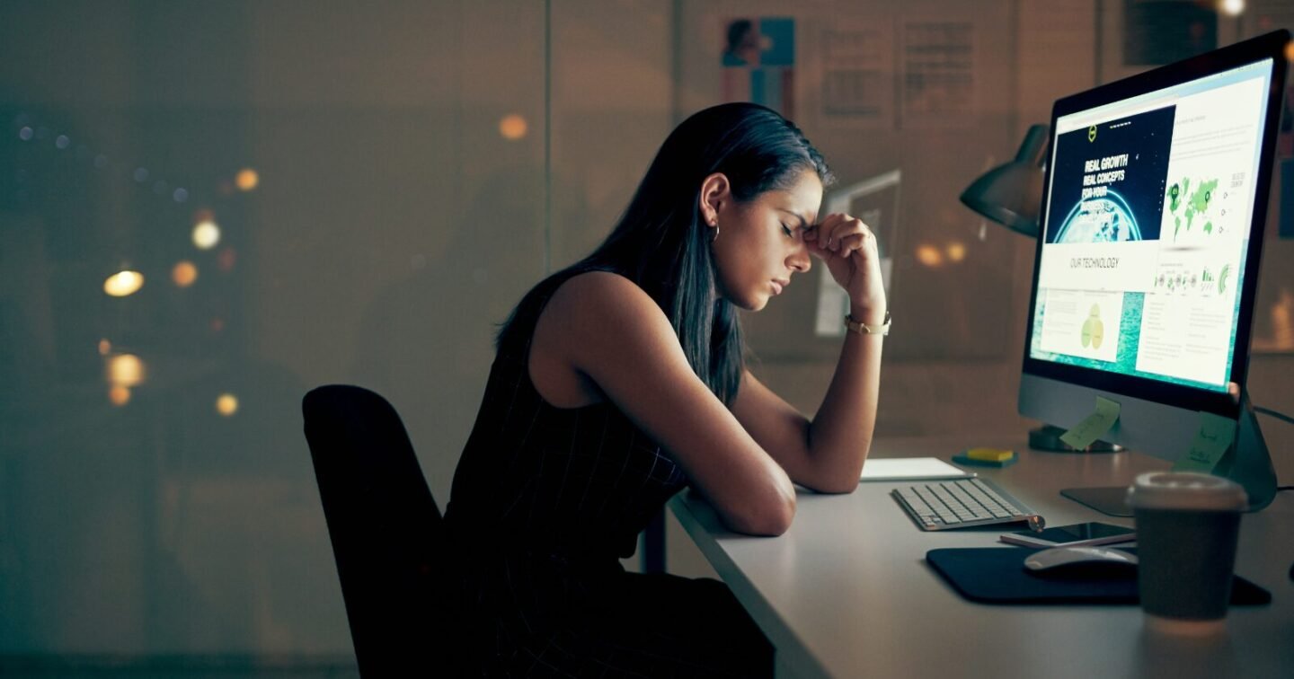 ​People who are always fantasizing about leaving their job usually display these 8 behaviors