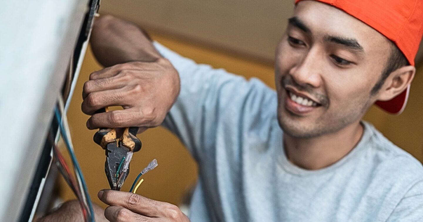 ​If you recognize these 7 signs, you probably grew up in a lower middle class family
