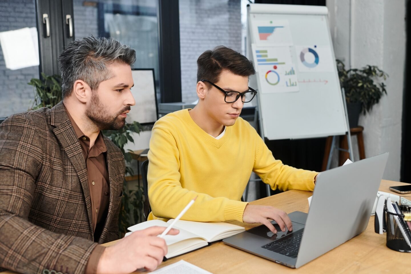 ​7 Steps to Optimize Employee Onboarding Process Flow