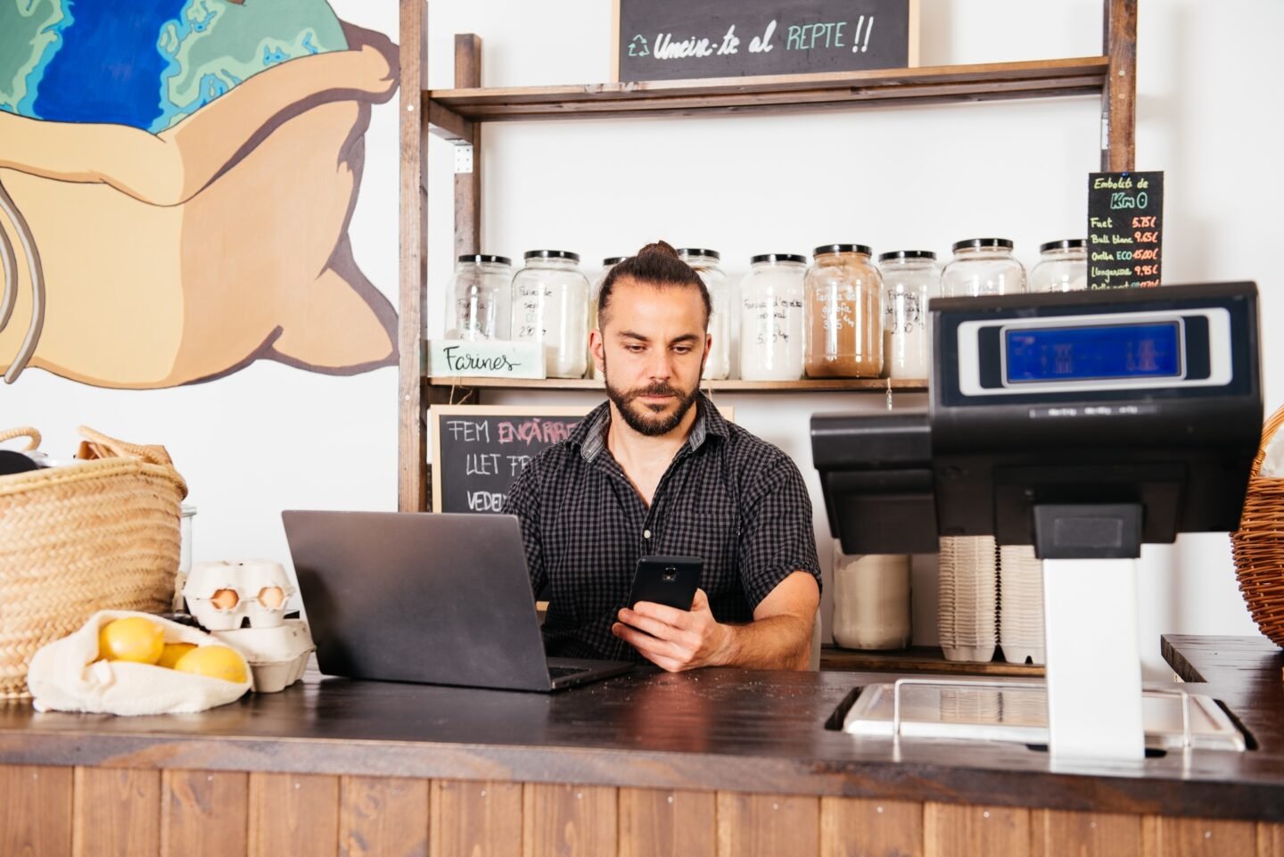 ​7 Best Retail Inventory Management Software Solutions